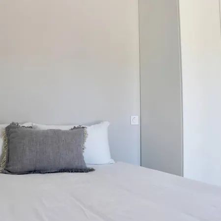 Splendid 3-bedroom For 6 People Semesterbostad *